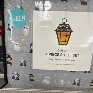 Pug Halloween Queen Sheet Set